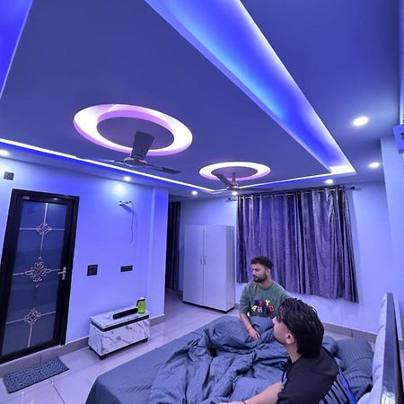 Hotel Paradise Palm Rishīkesh Екстериор снимка