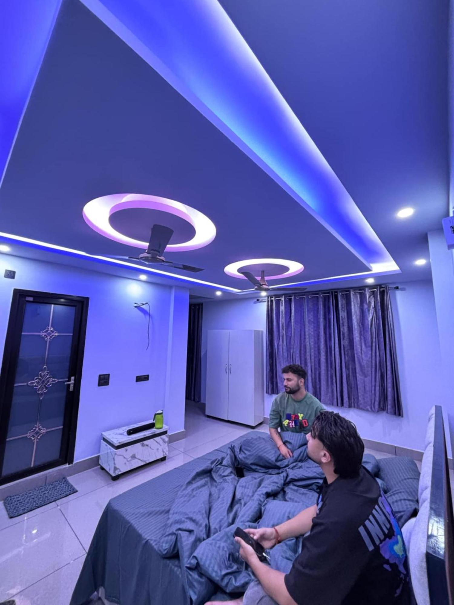 Hotel Paradise Palm Rishīkesh Екстериор снимка