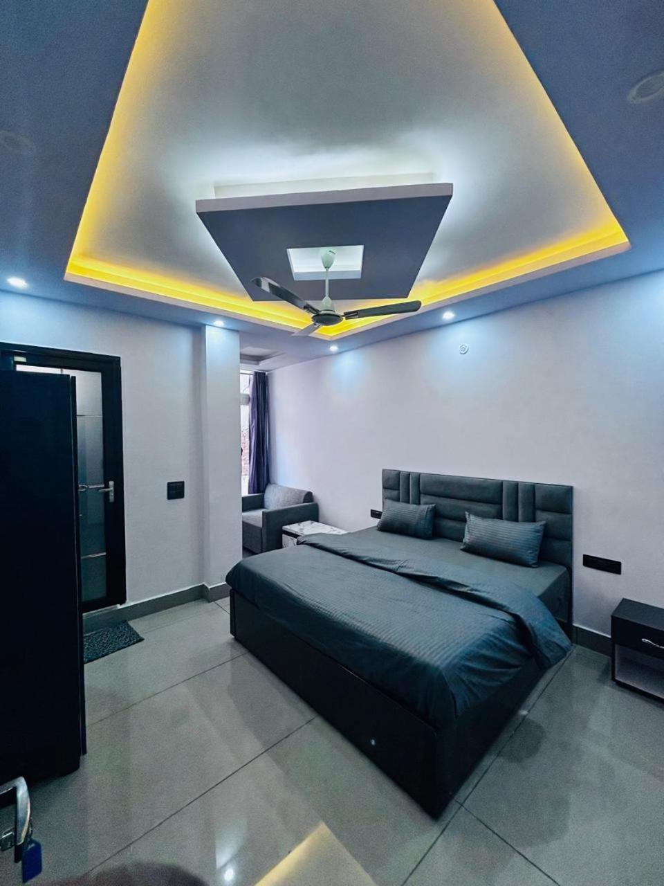 Hotel Paradise Palm Rishīkesh Екстериор снимка